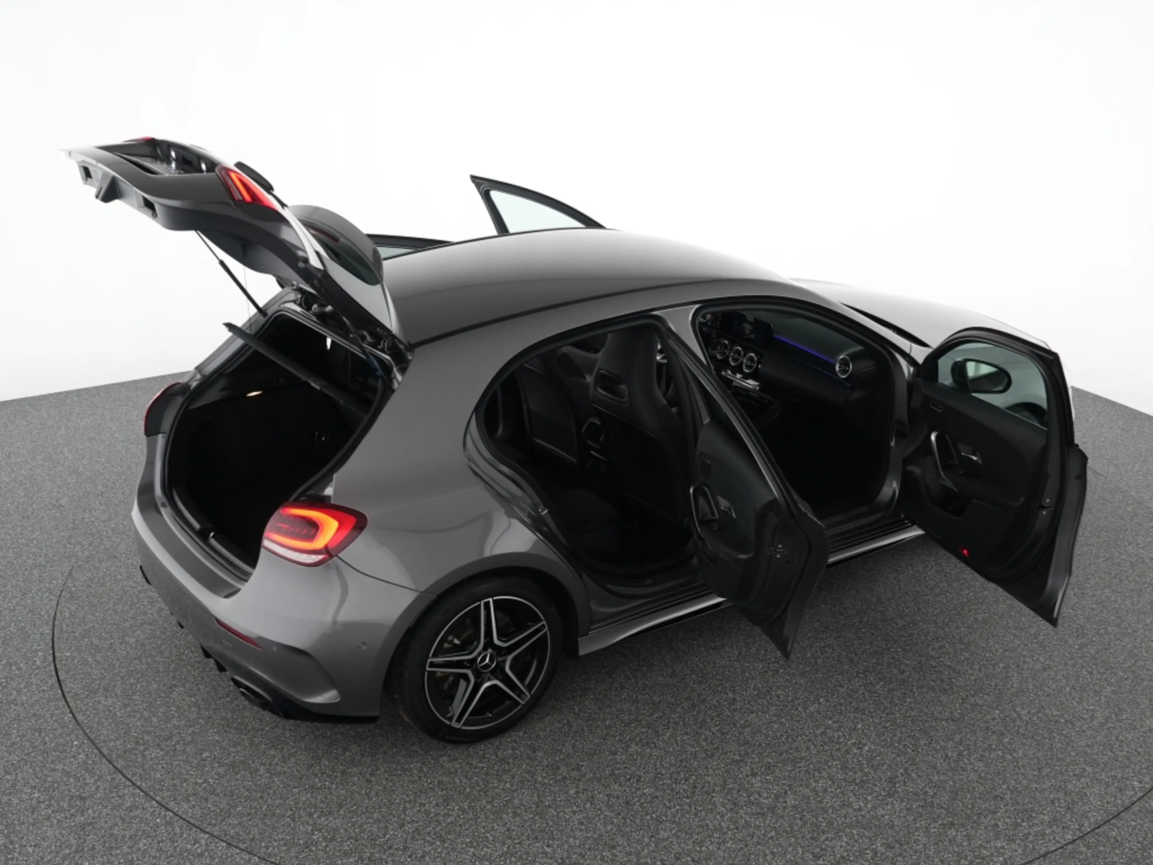 Mercedes-Benz A 35 AMG 4MATIC Night LED Automatik Navigation — photo 13