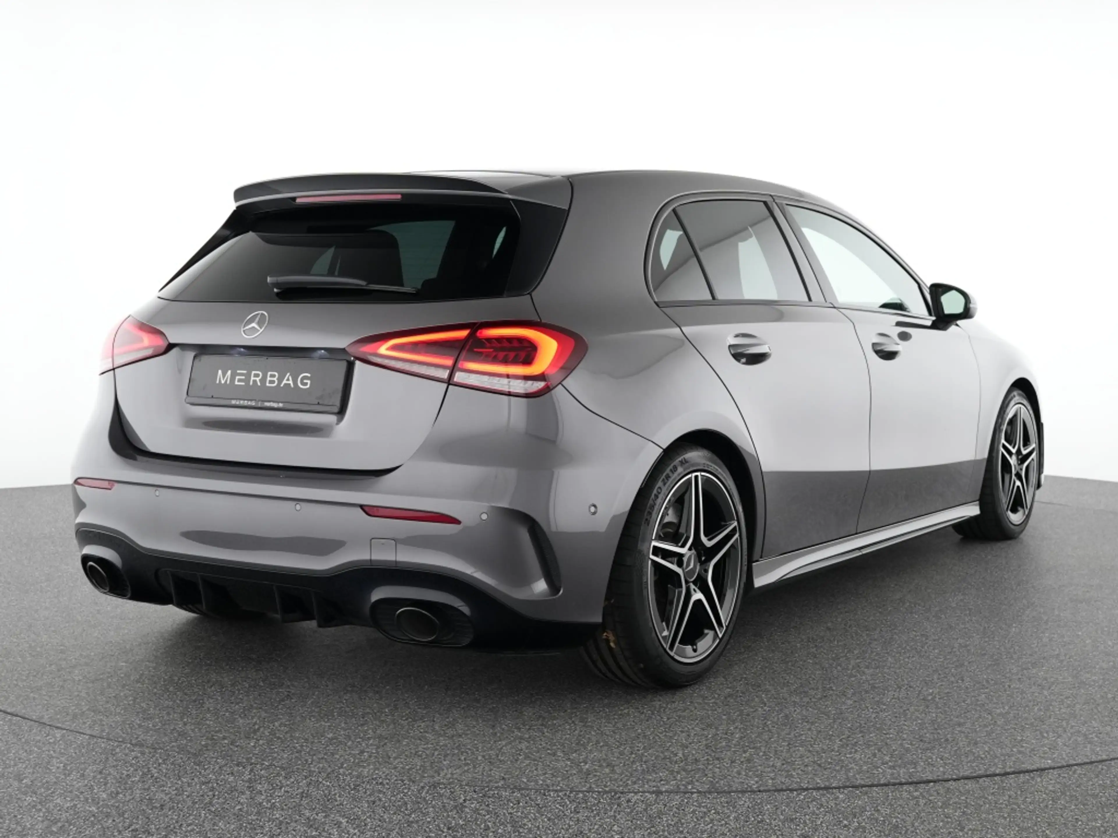 Mercedes-Benz A 35 AMG 4MATIC Night LED Automatik Navigation — photo 3