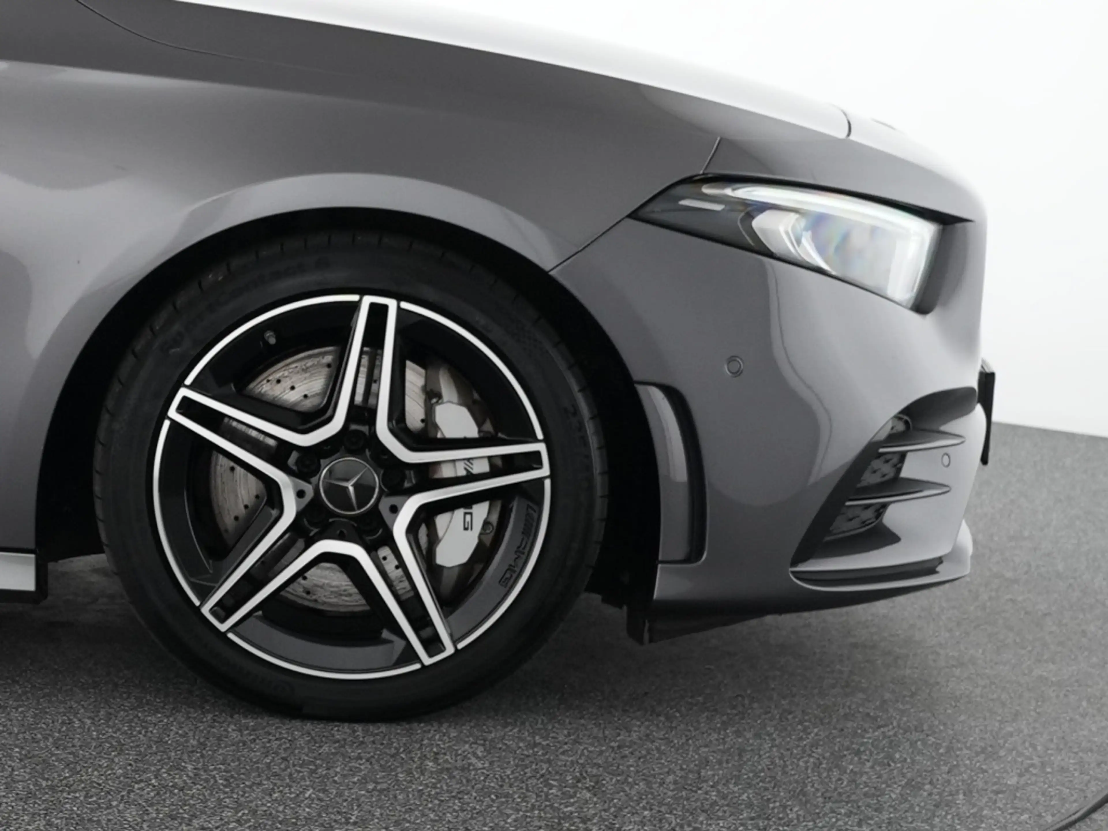 Mercedes-Benz A 35 AMG 4MATIC Night LED Automatik Navigation — photo 6