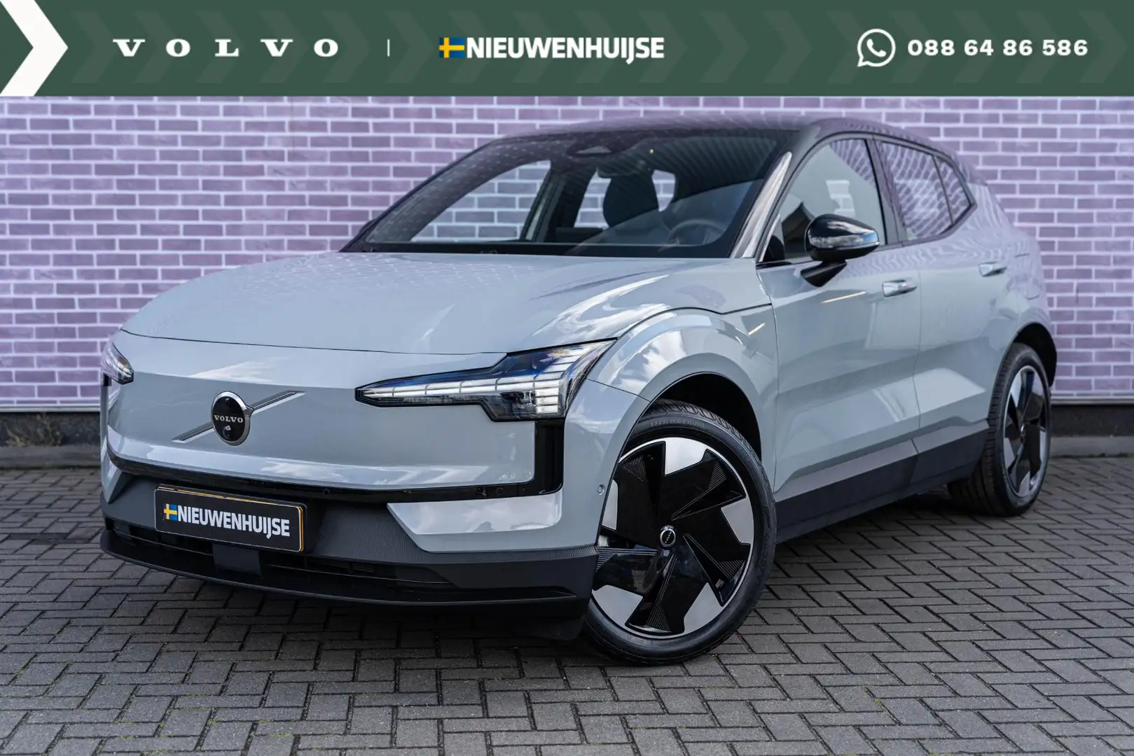 Volvo EX30 Twin Motor Performance Ultra AWD | Trekhaak | 360 Grijs - 1