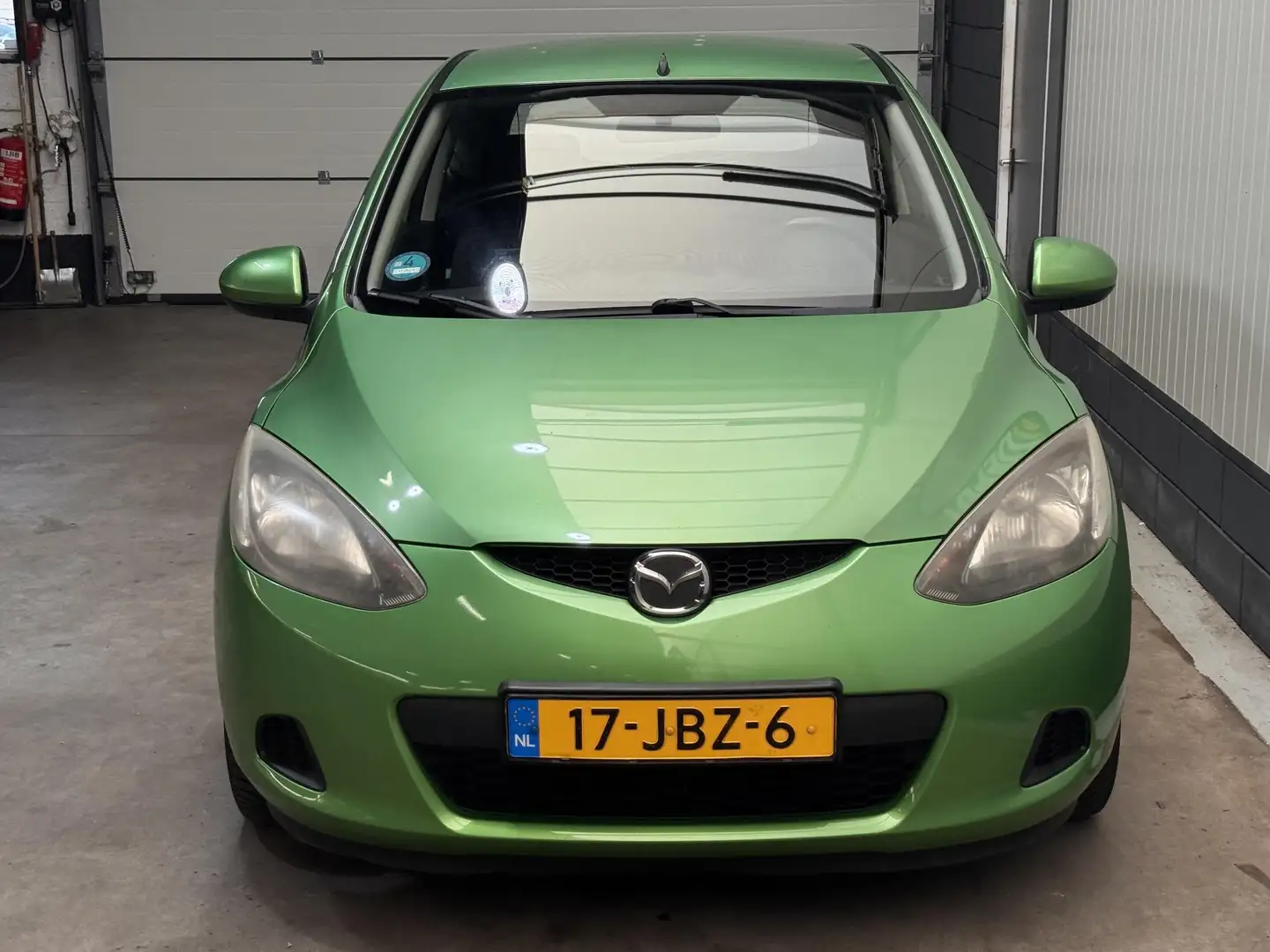 Mazda 2 1.3 S-VT Touring Groen - 2