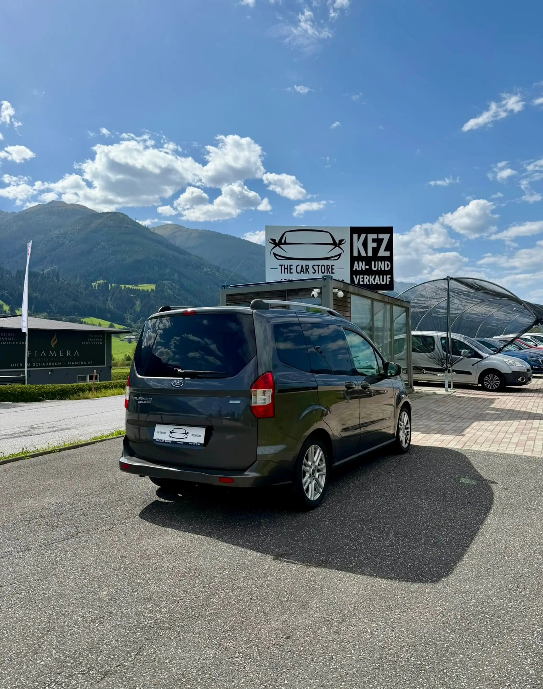 Ford Tourneo Courier Titanium *GARANTIE**FINANZIERUNG* — photo 6