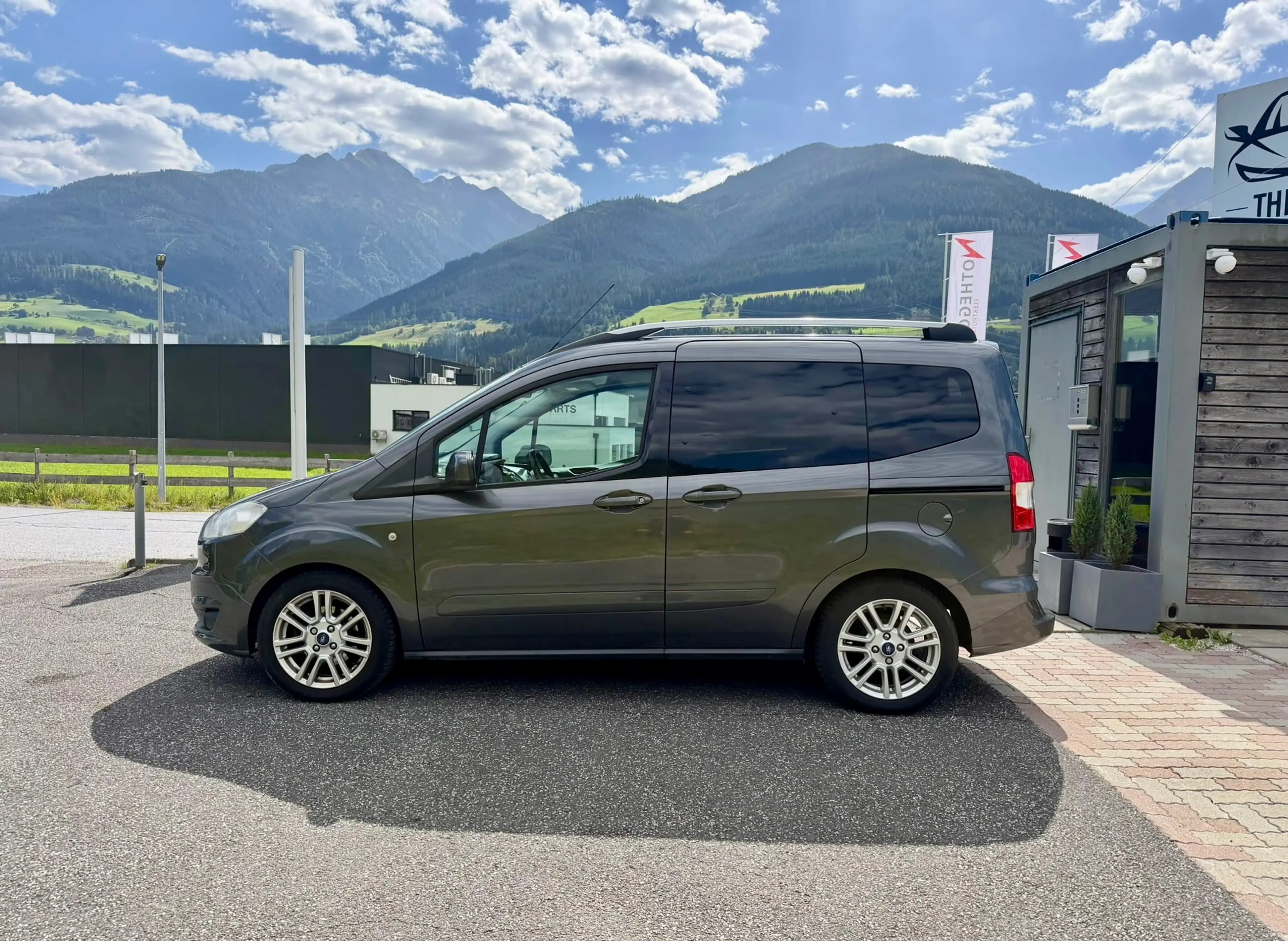Ford Tourneo Courier Titanium *GARANTIE**FINANZIERUNG* — photo 4