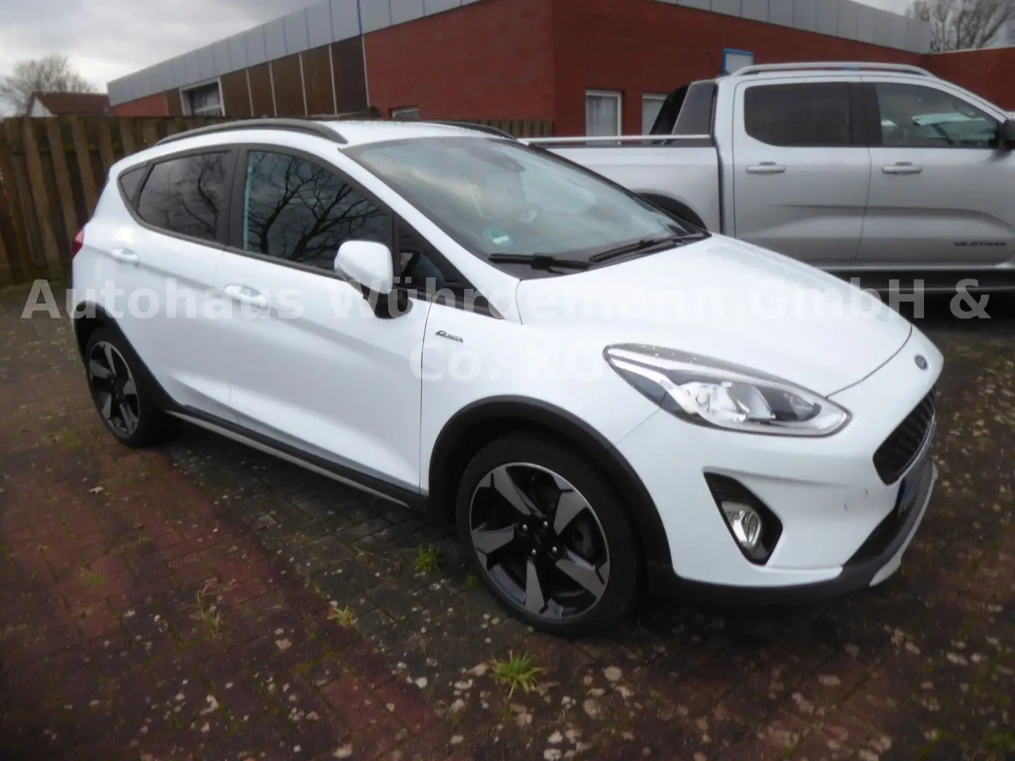 Ford Fiesta Active Blanco - 1