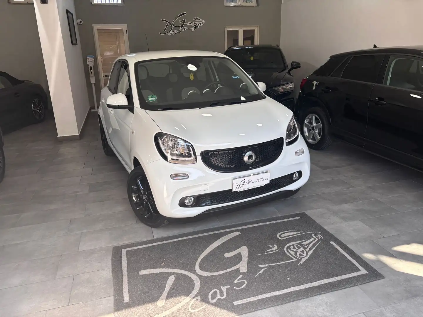 smart forFour Forfour 1.0 Passion 71cv twinamic Weiß - 2