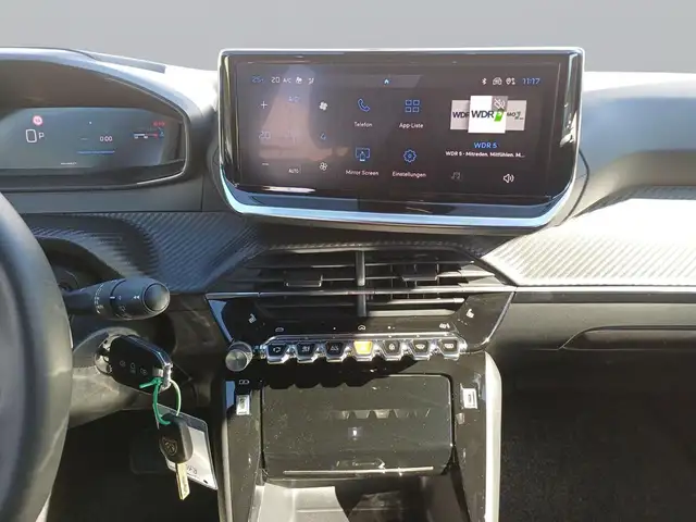Peugeot 2008 view 12