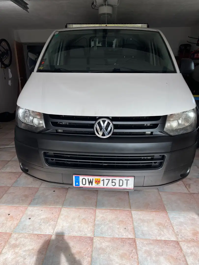 Volkswagen T5 Kombi 2,0 TDI D-PF - 1