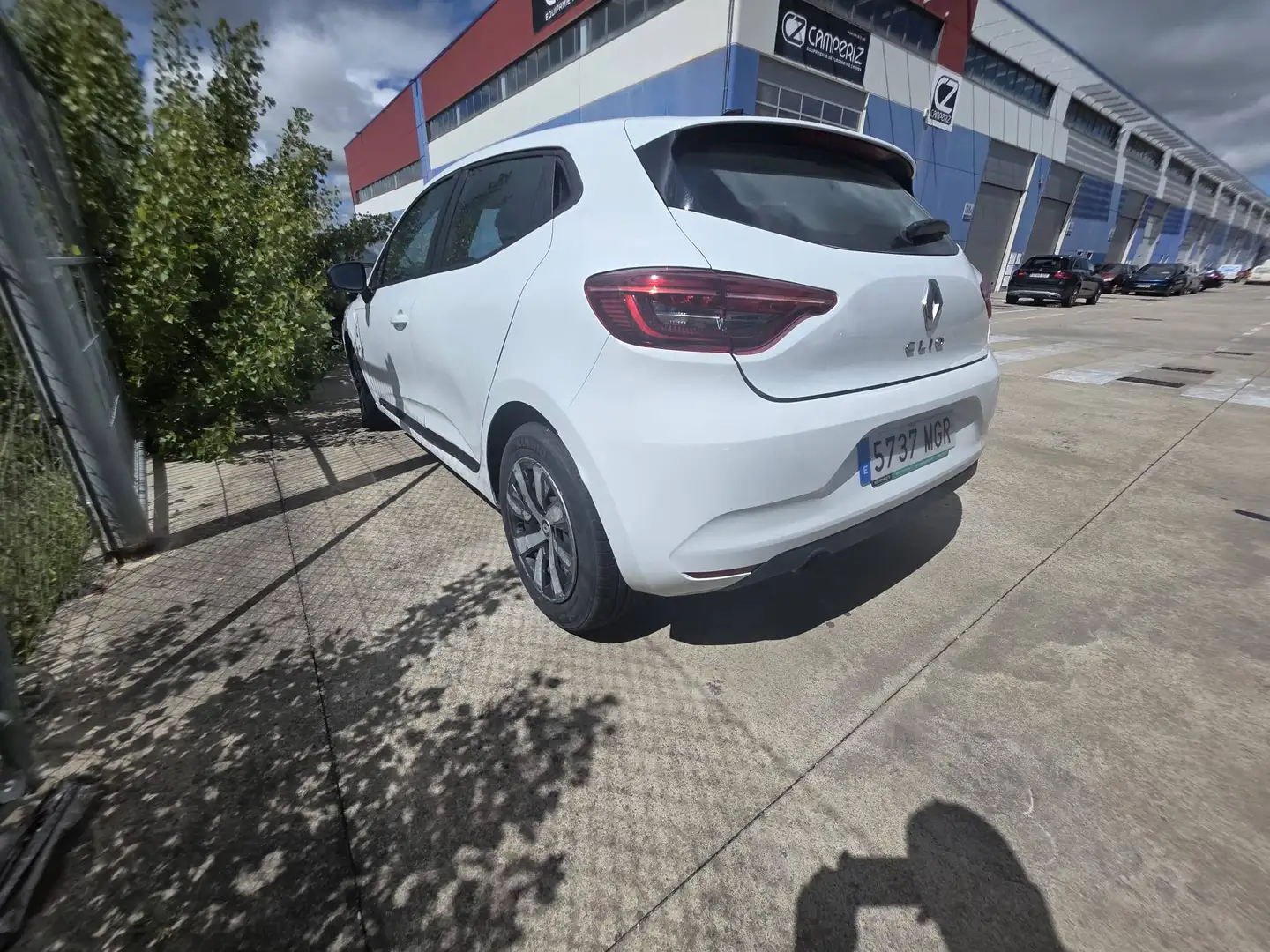 Renault Clio Clio Blue dCi Equilibre 74kW Equilibre Blanco - 2