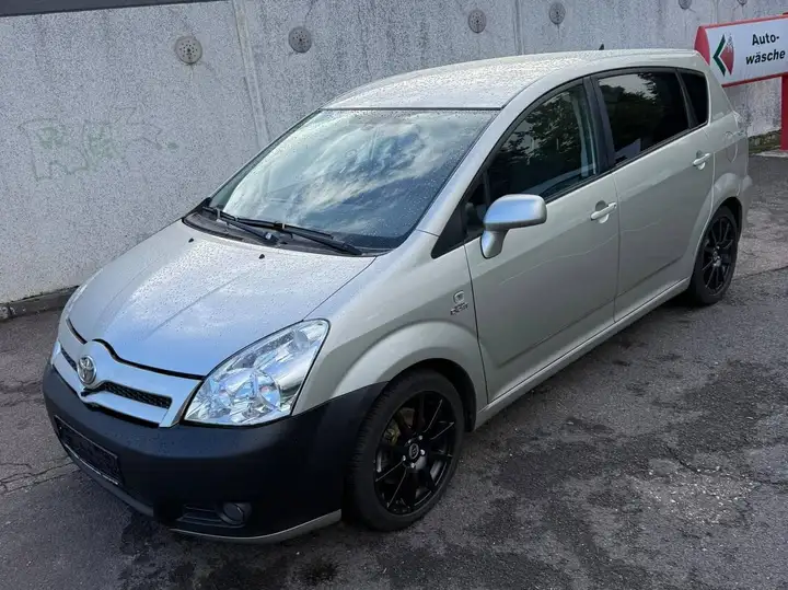 Toyota Corolla Verso Corolla Verso 2.2 D-CAT Sol