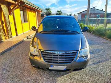 Voyager III 2001 2.5 crd LX