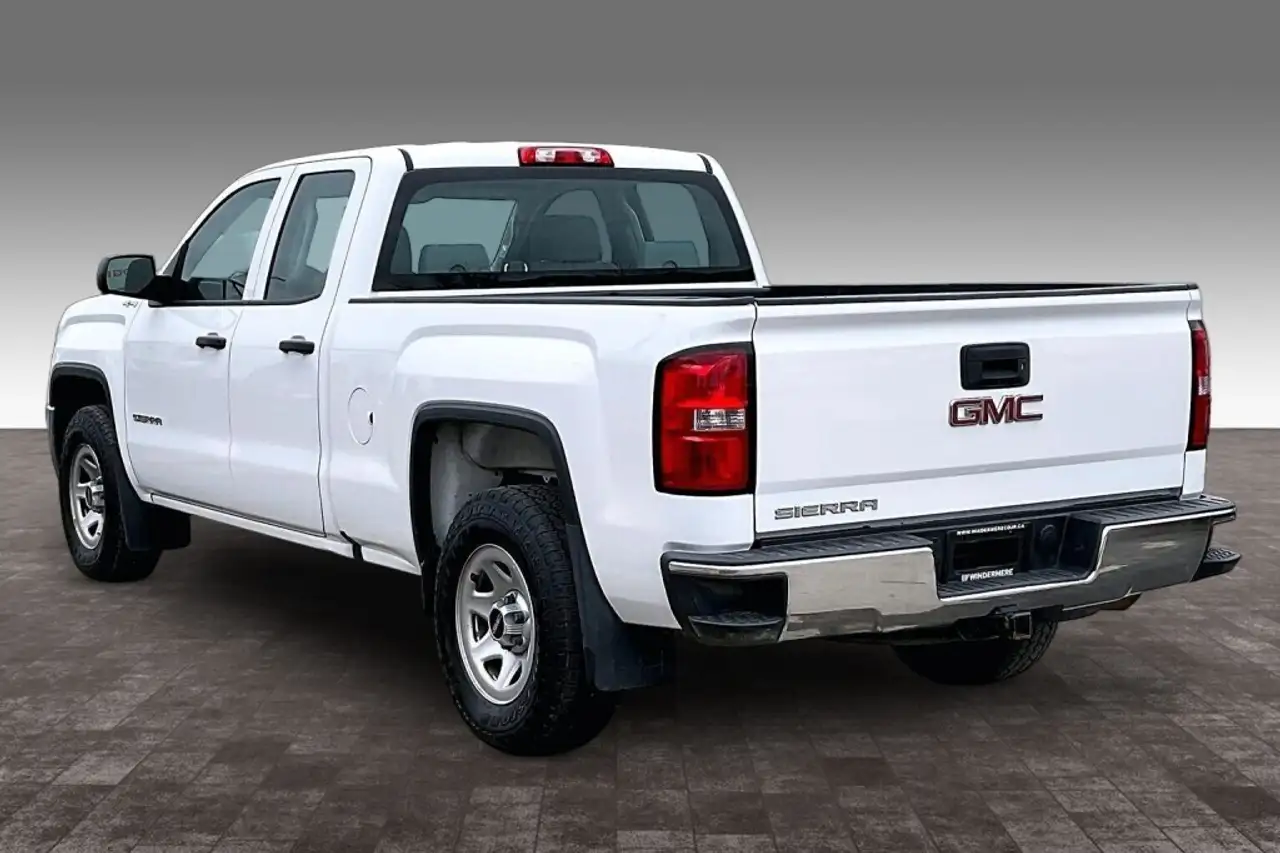 GMC Sierra 1500 снимка GMC Sierra 1500