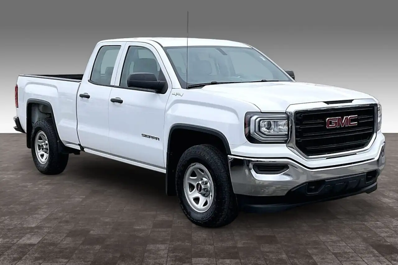 GMC Sierra 1500 снимка GMC Sierra 1500
