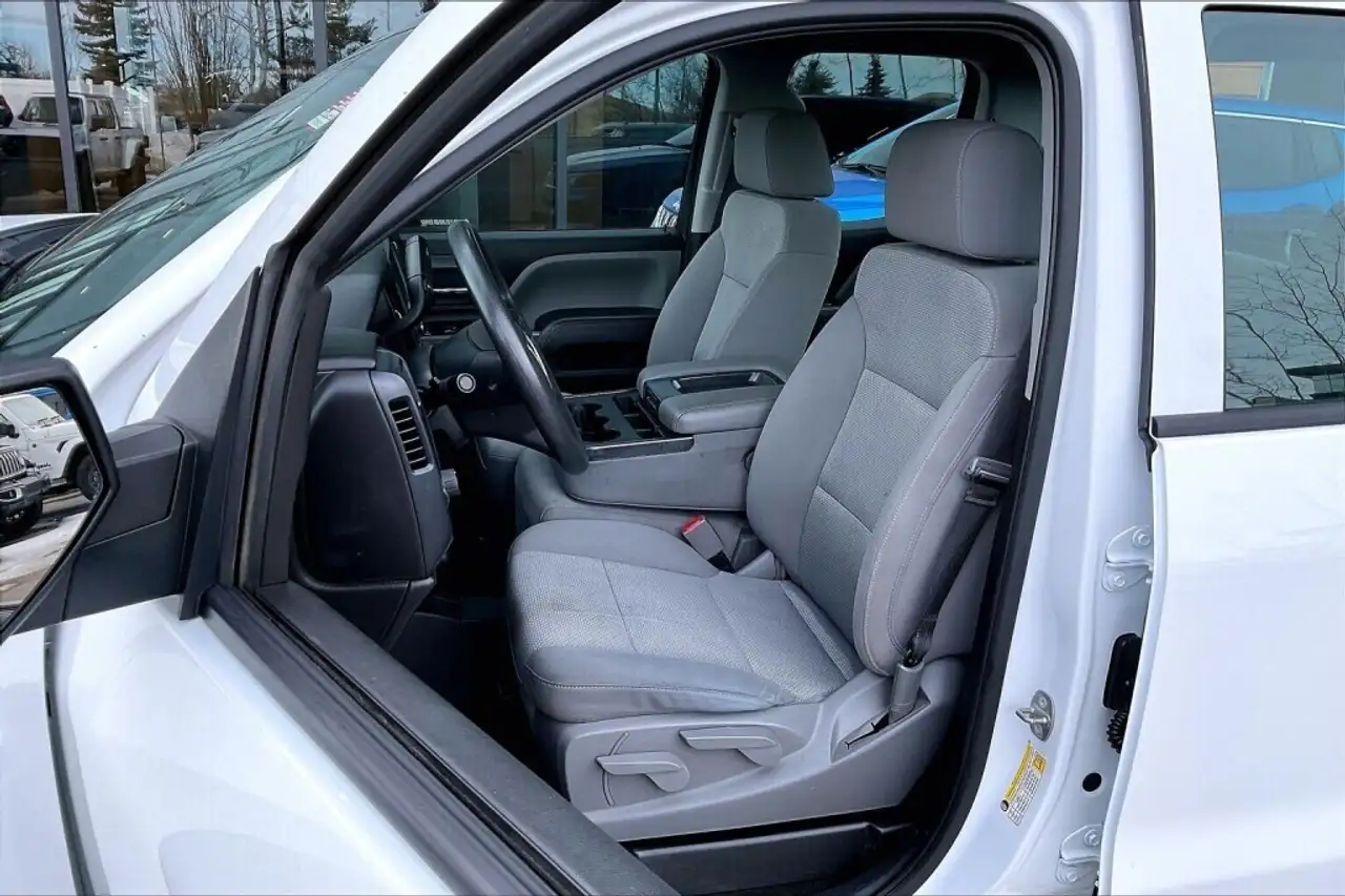 GMC Sierra 1500 photo GMC Sierra 1500