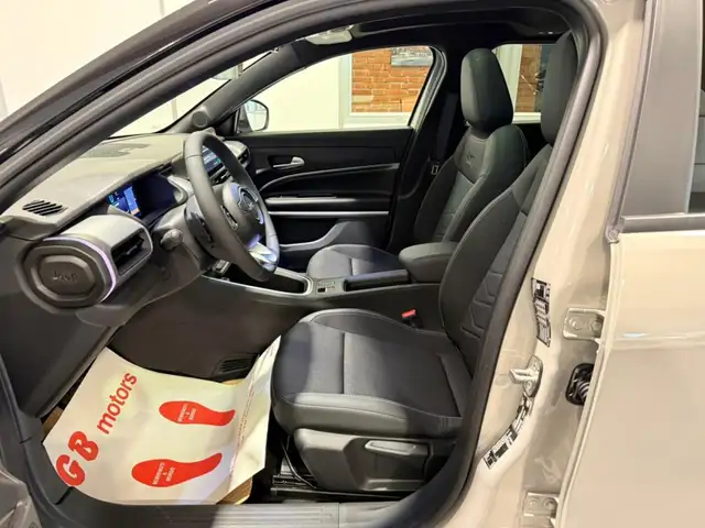 Jeep Avenger view 10