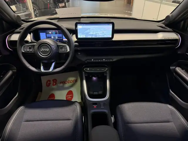 Jeep Avenger view 11
