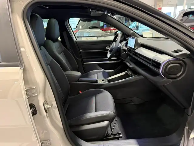 Jeep Avenger view 14