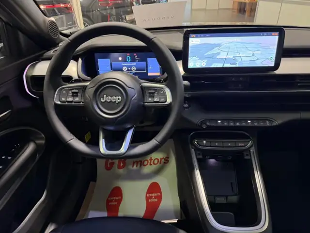 Jeep Avenger view 12
