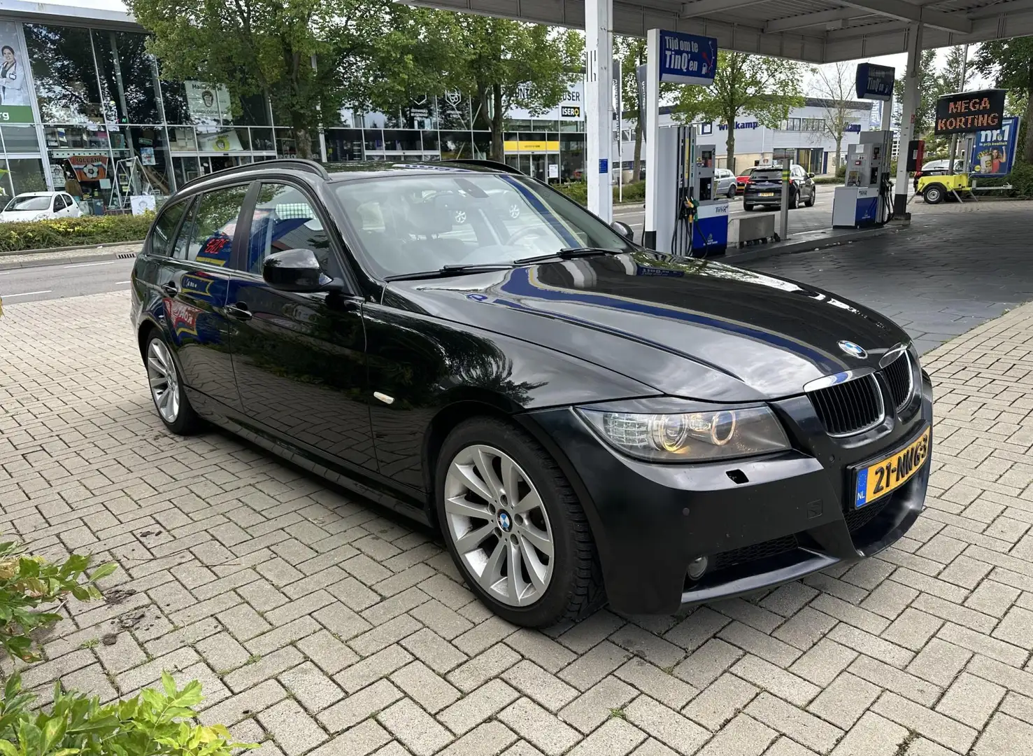 BMW 318 3-serie Touring 318i Business Line Zwart - 2