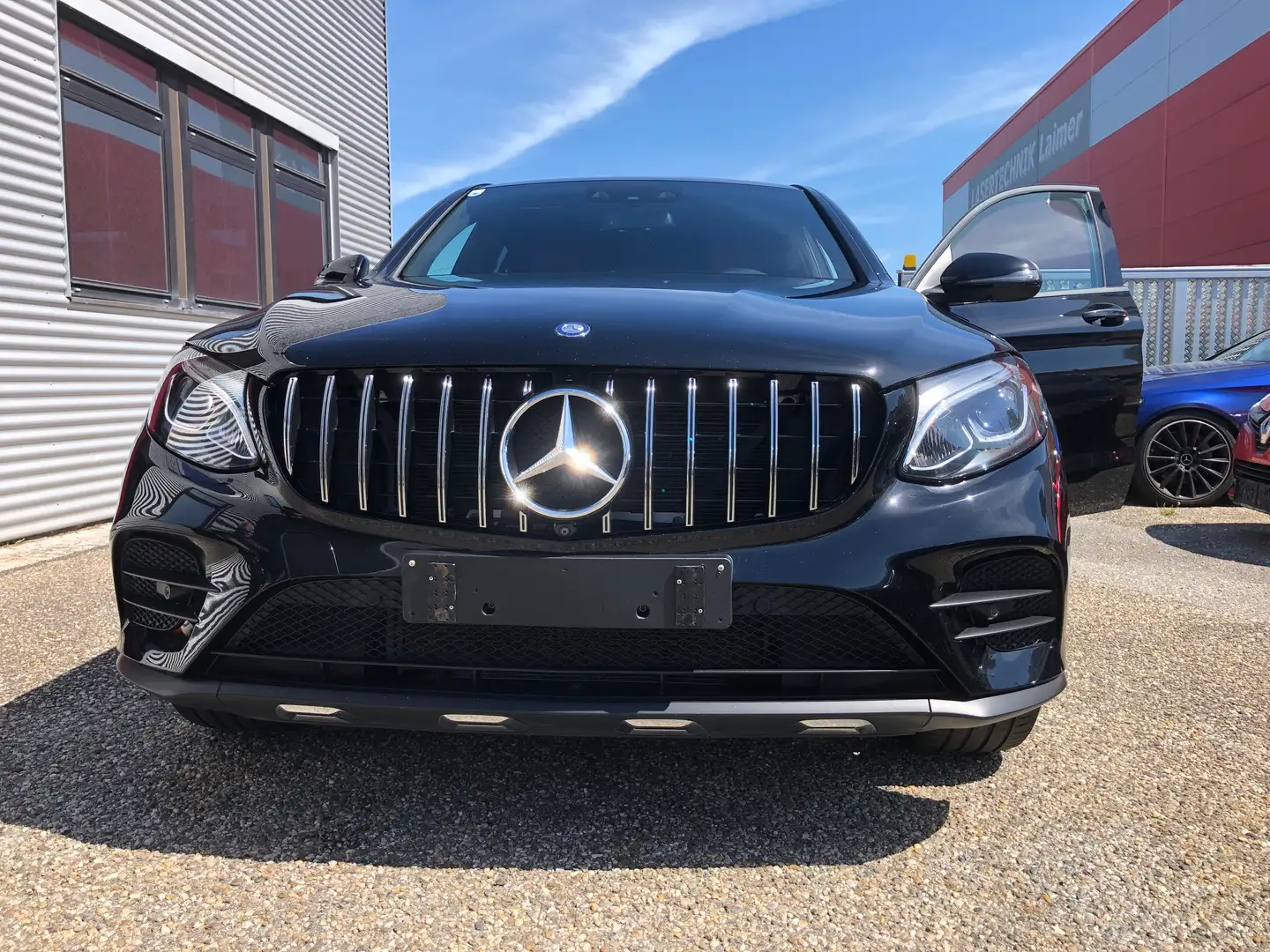 Mercedes-Benz GLC 250 GLC 250 d Coupé 4MATIC Aut. Schwarz - 2