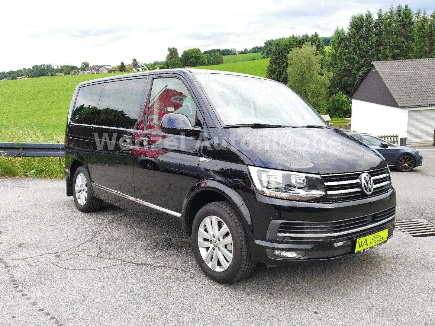 Volkswagen T6 Multivan *NAVI*AHK*ELEKTR.TÜR*ALCANTARA* Nero - 1