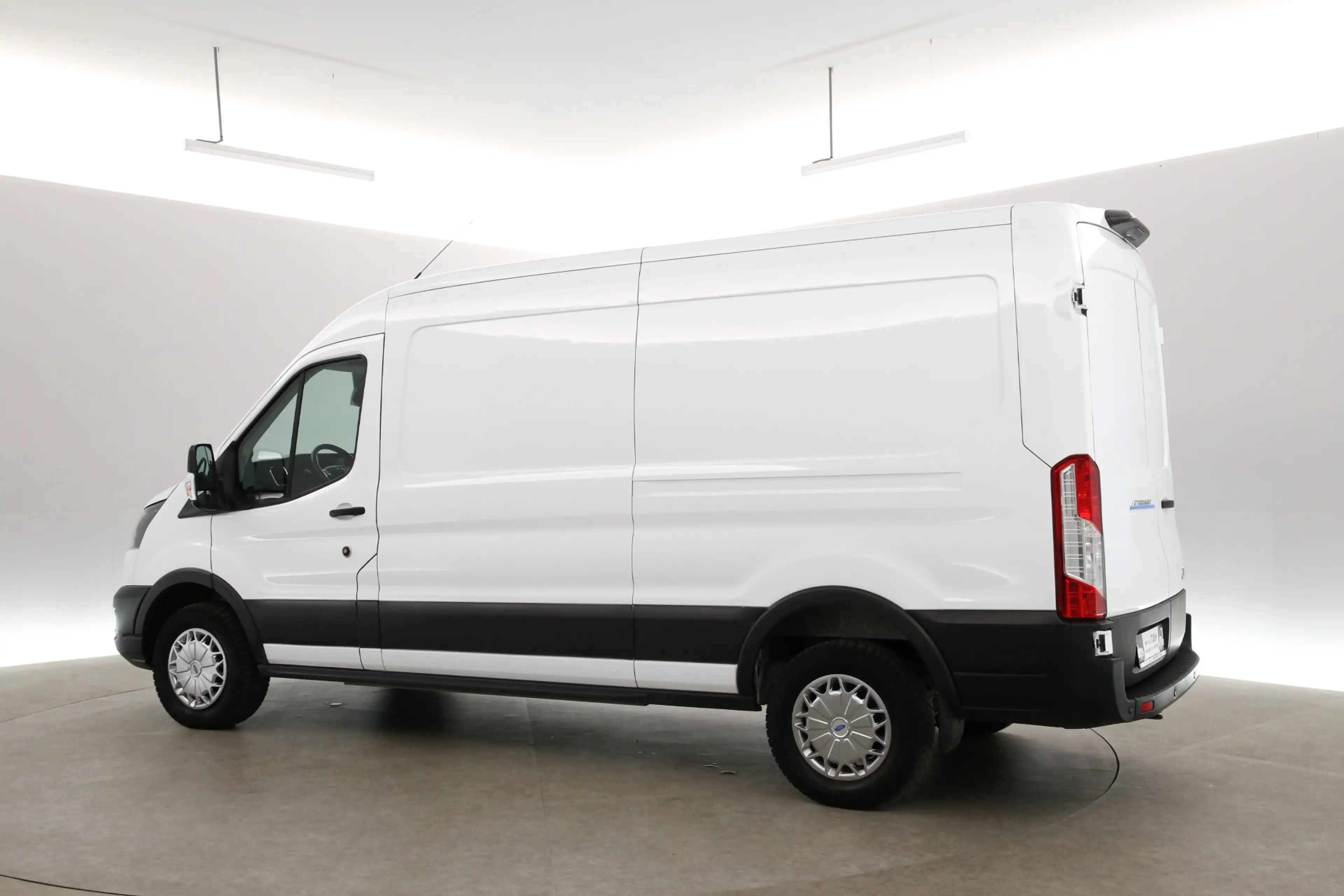Ford E-Transit 68 kWh L3H2 | Snelladen | SOH 92% | Clima | Cruise — photo 4