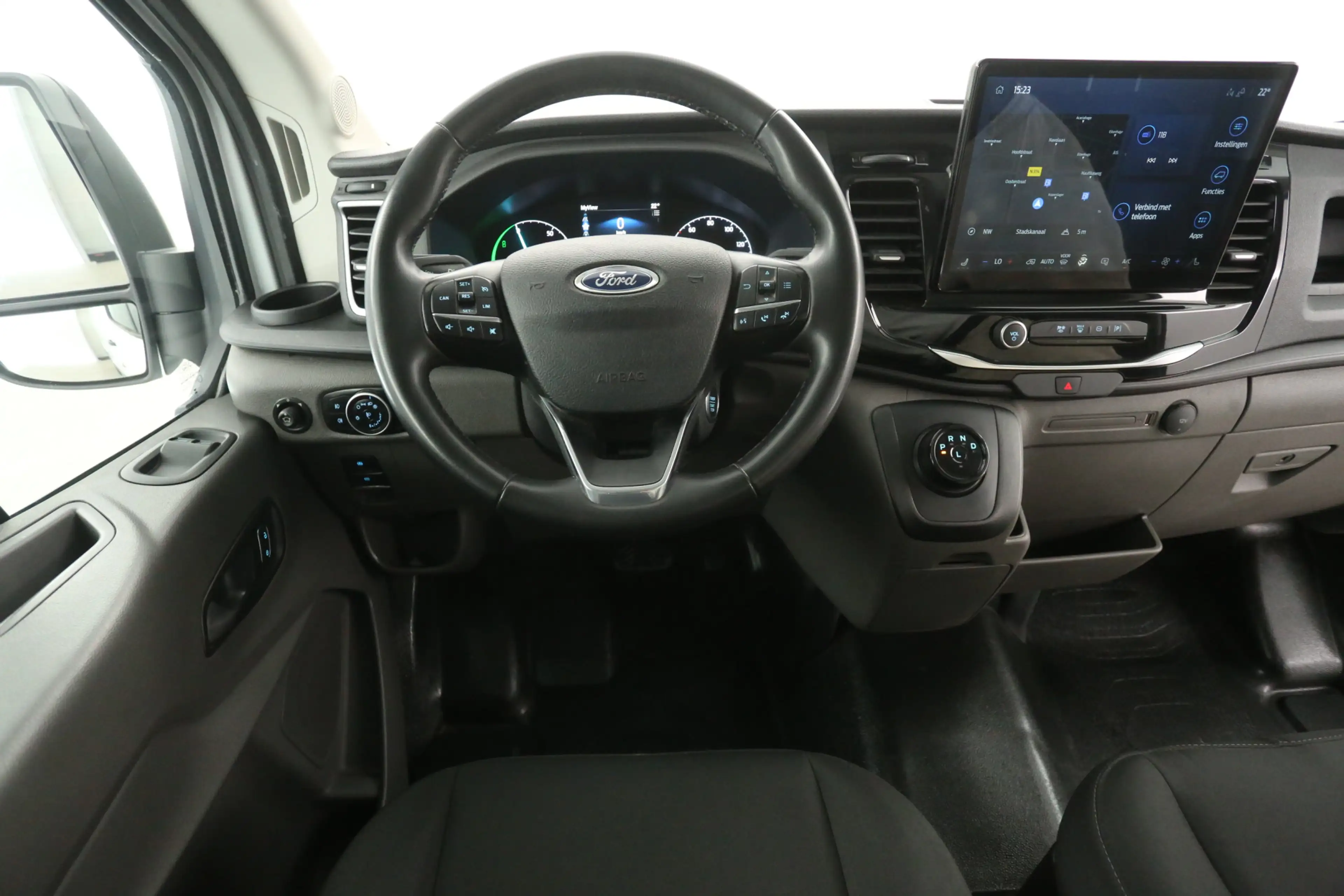 Ford E-Transit 68 kWh L3H2 | Snelladen | SOH 92% | Clima | Cruise — photo 2
