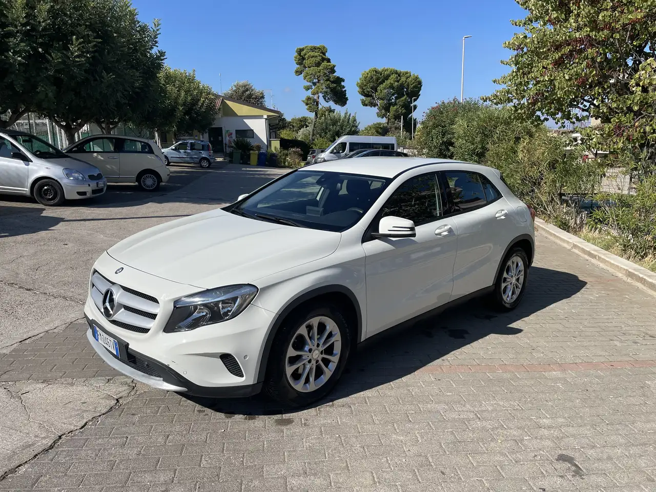 Mercedes-Benz GLA 180