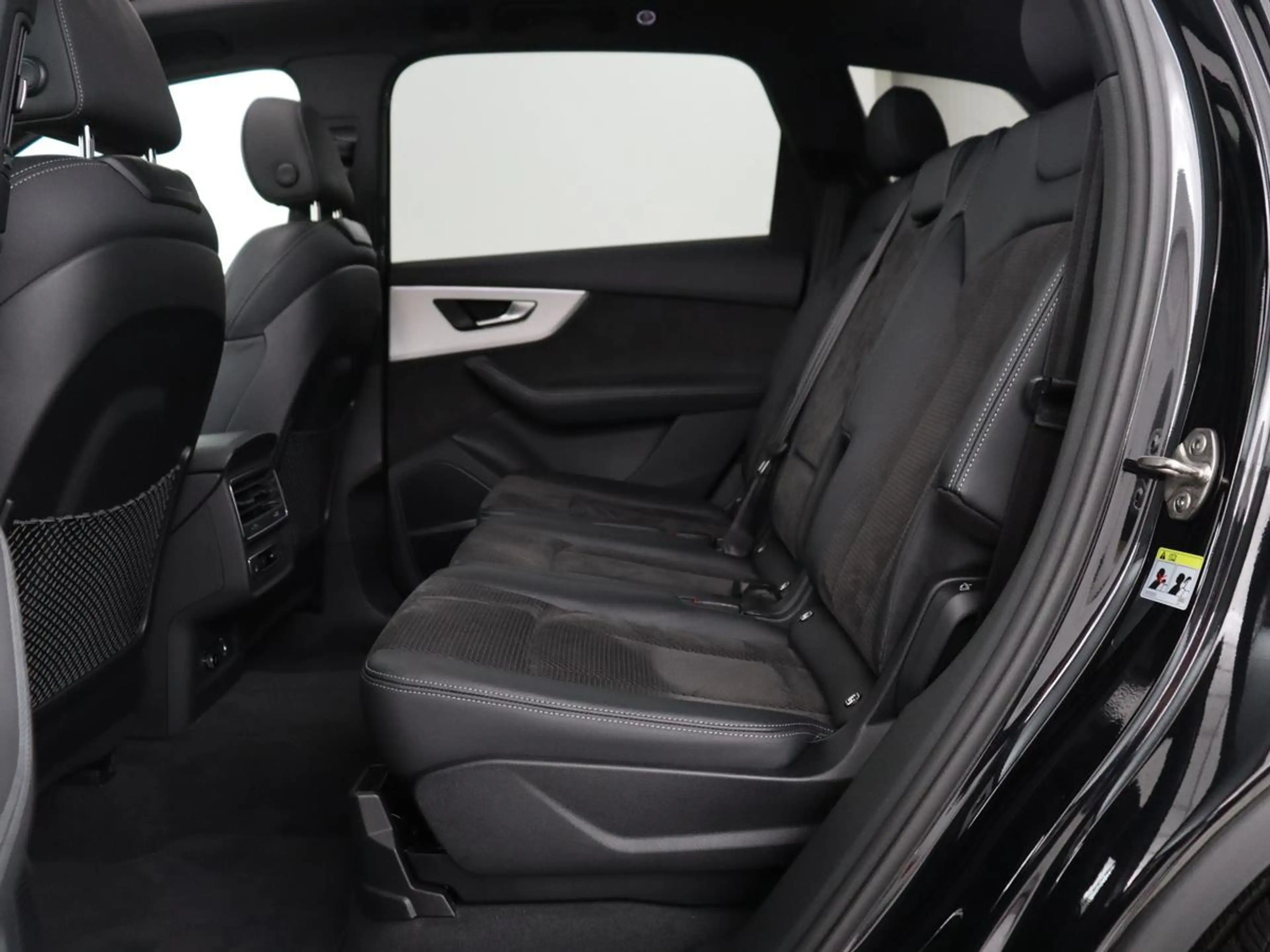 Audi Q7 55 TFSI e quattro Pro Line S | SOH 92.0% | Panoram — photo 9