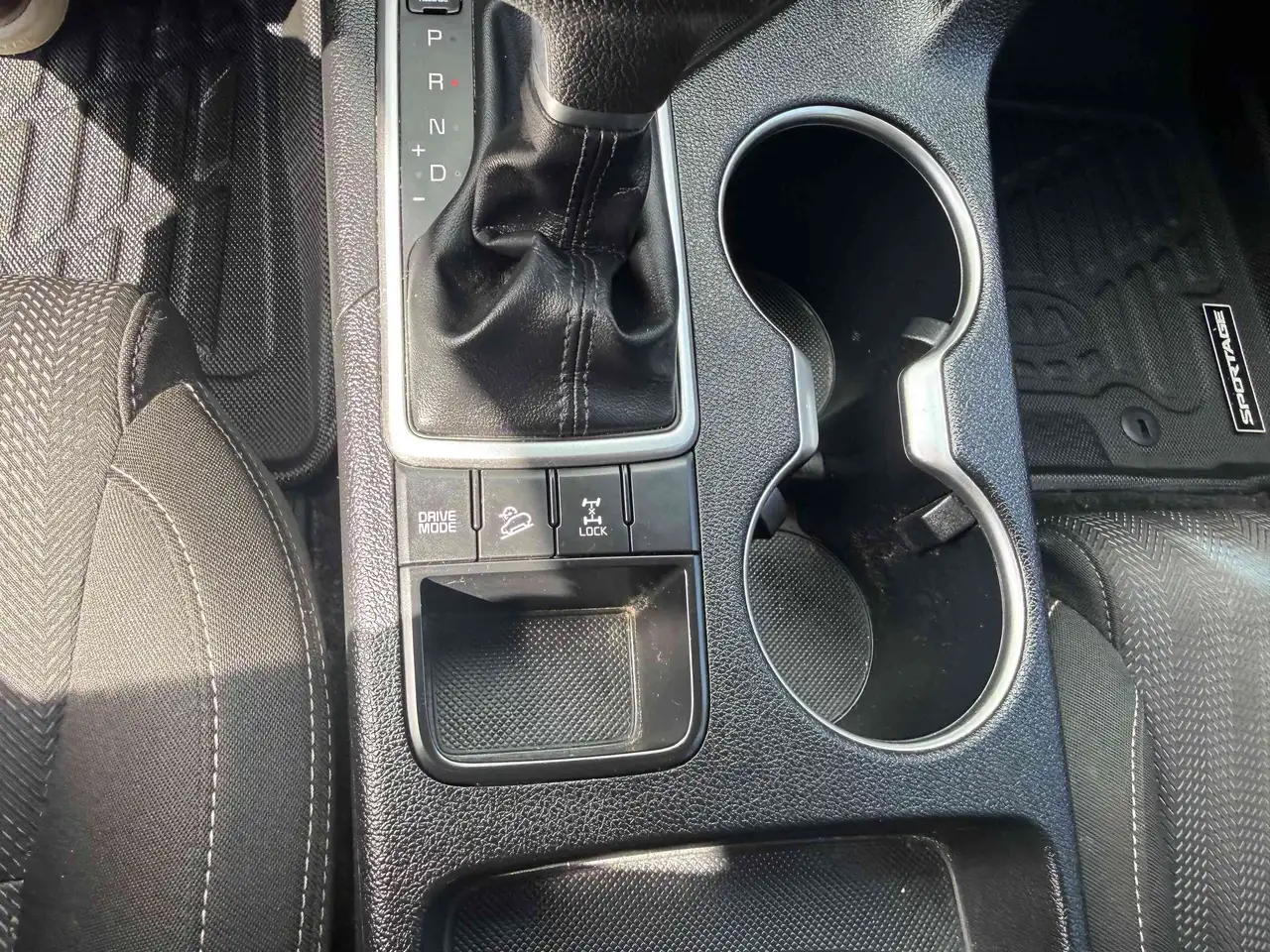 Kia Sportage снимка Kia Sportage