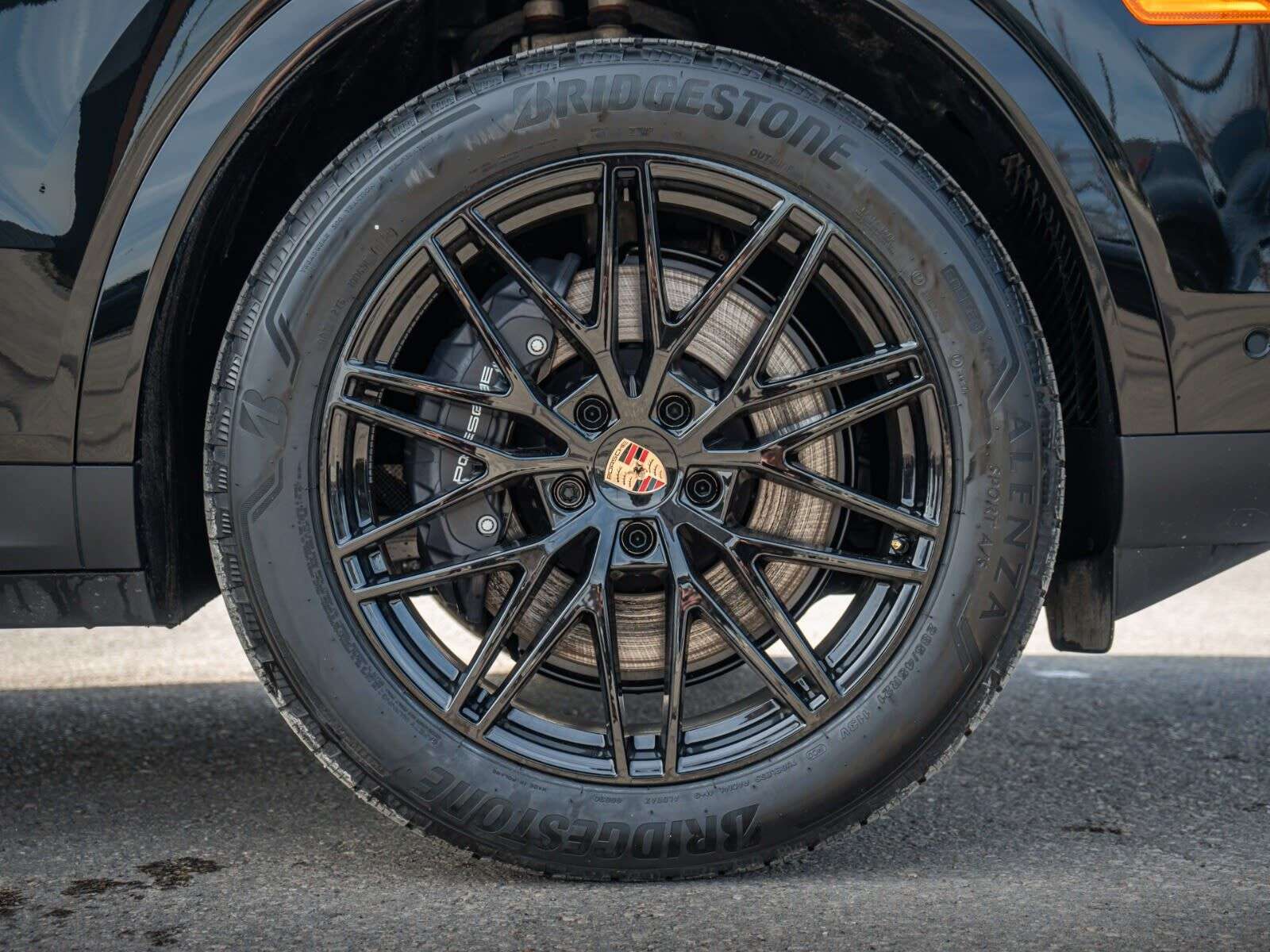 2026 Porsche Cayenne — photo 1