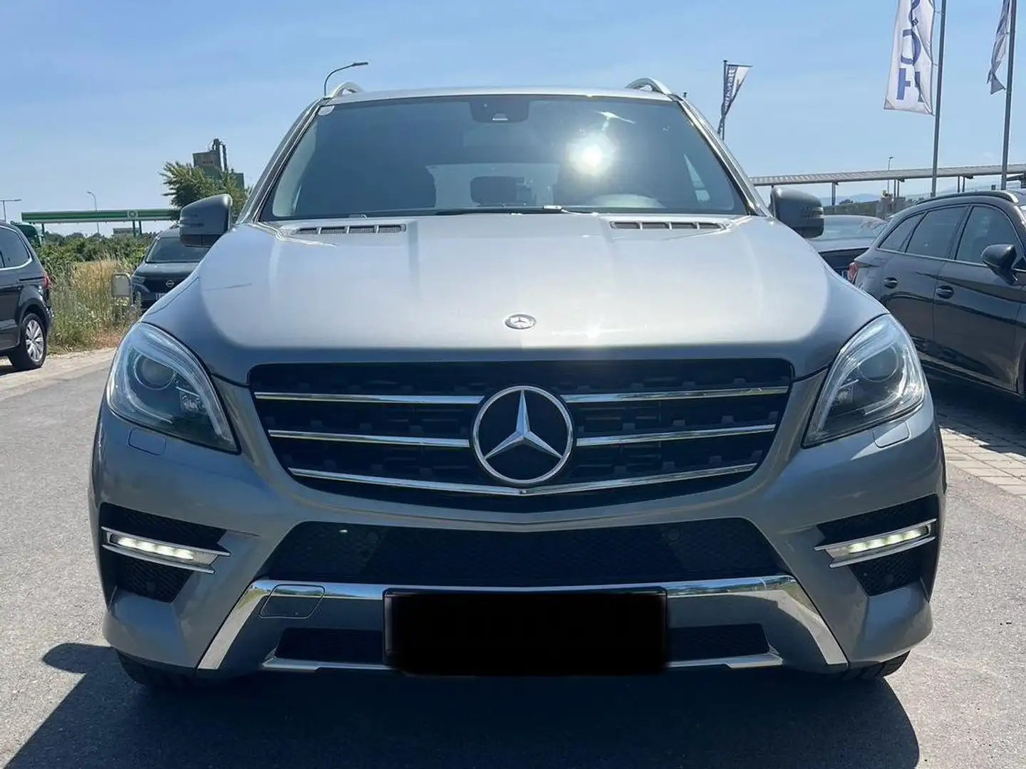 Mercedes-Benz ML 250 ML 250 BlueTEC 4MATIC - AMG Line Grau - 2