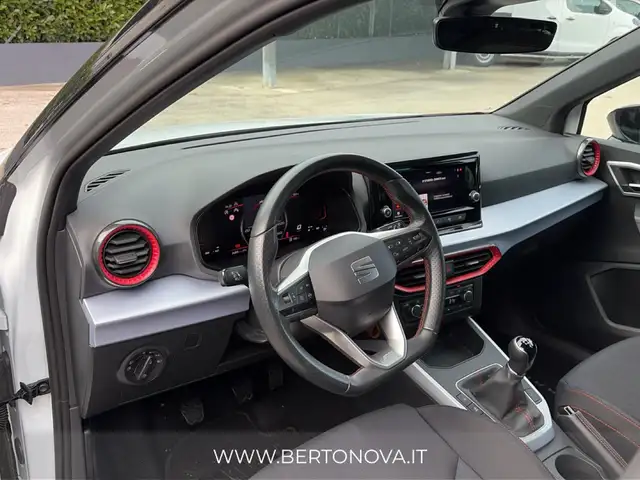 SEAT Arona view 11