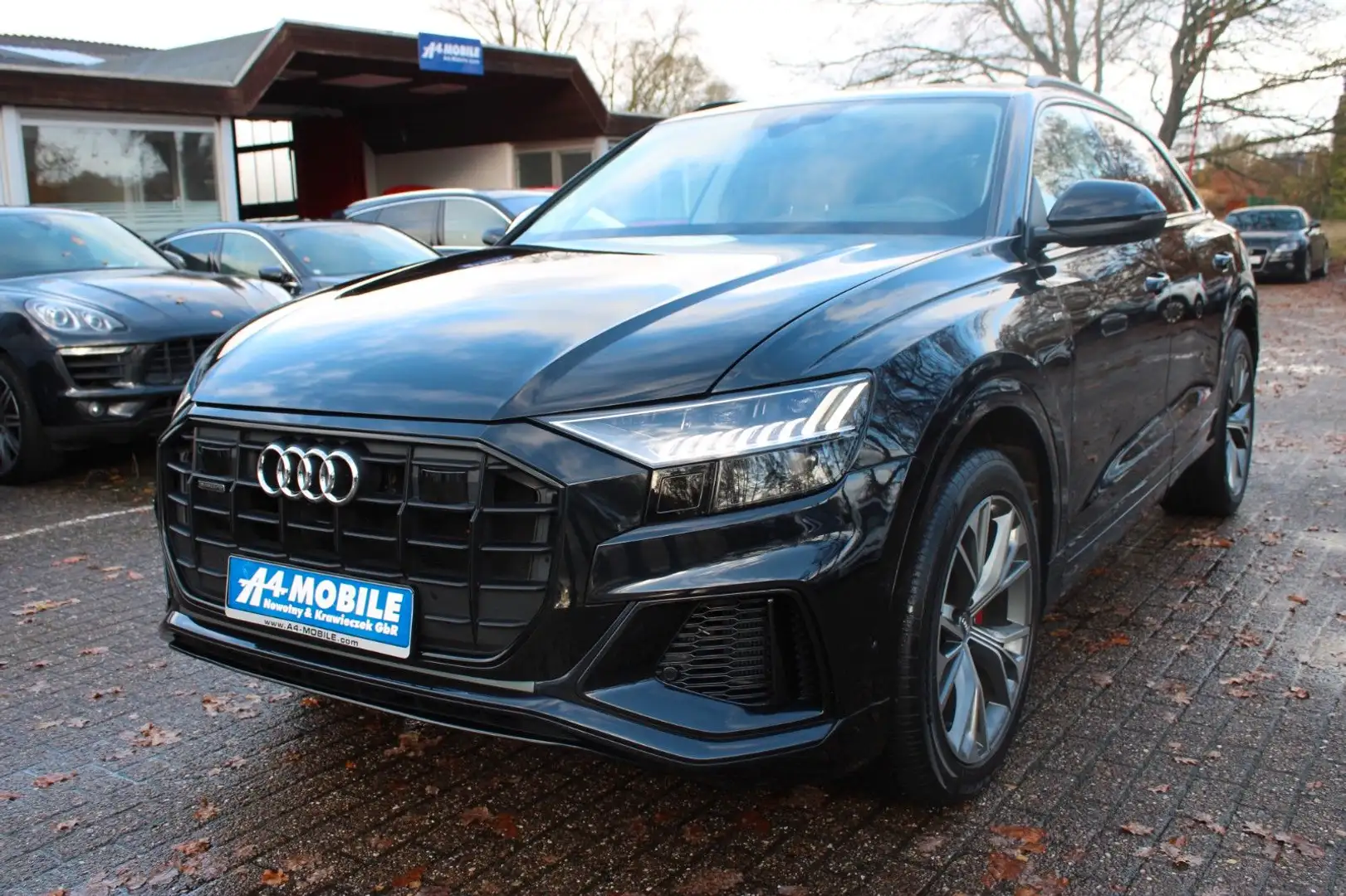 Audi Q8 50 TDI quattro S-Line Matrix Pano Head-Up Schwarz - 2