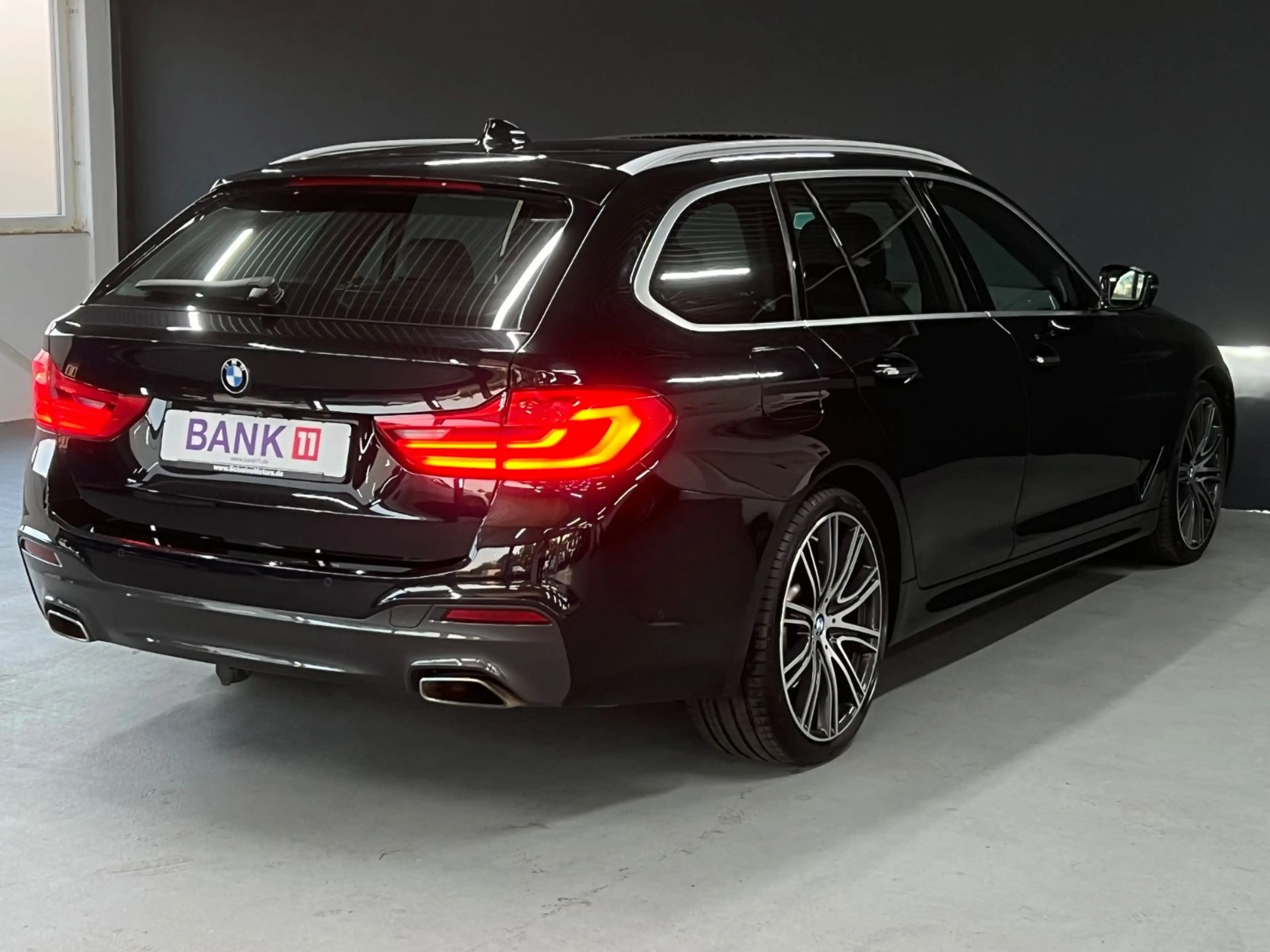 BMW 540 d xDrive M Paket Individual 360° Pano AHK — photo 5