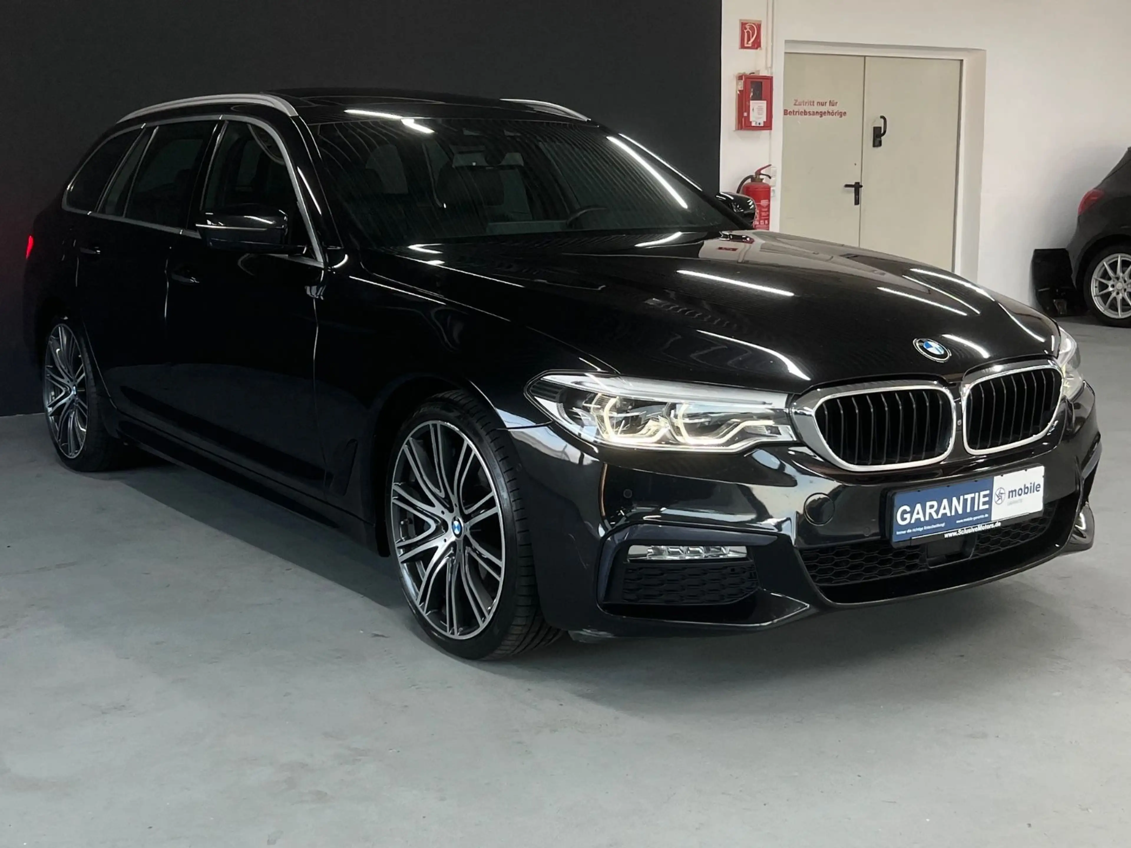 BMW 540 d xDrive M Paket Individual 360° Pano AHK — photo 3