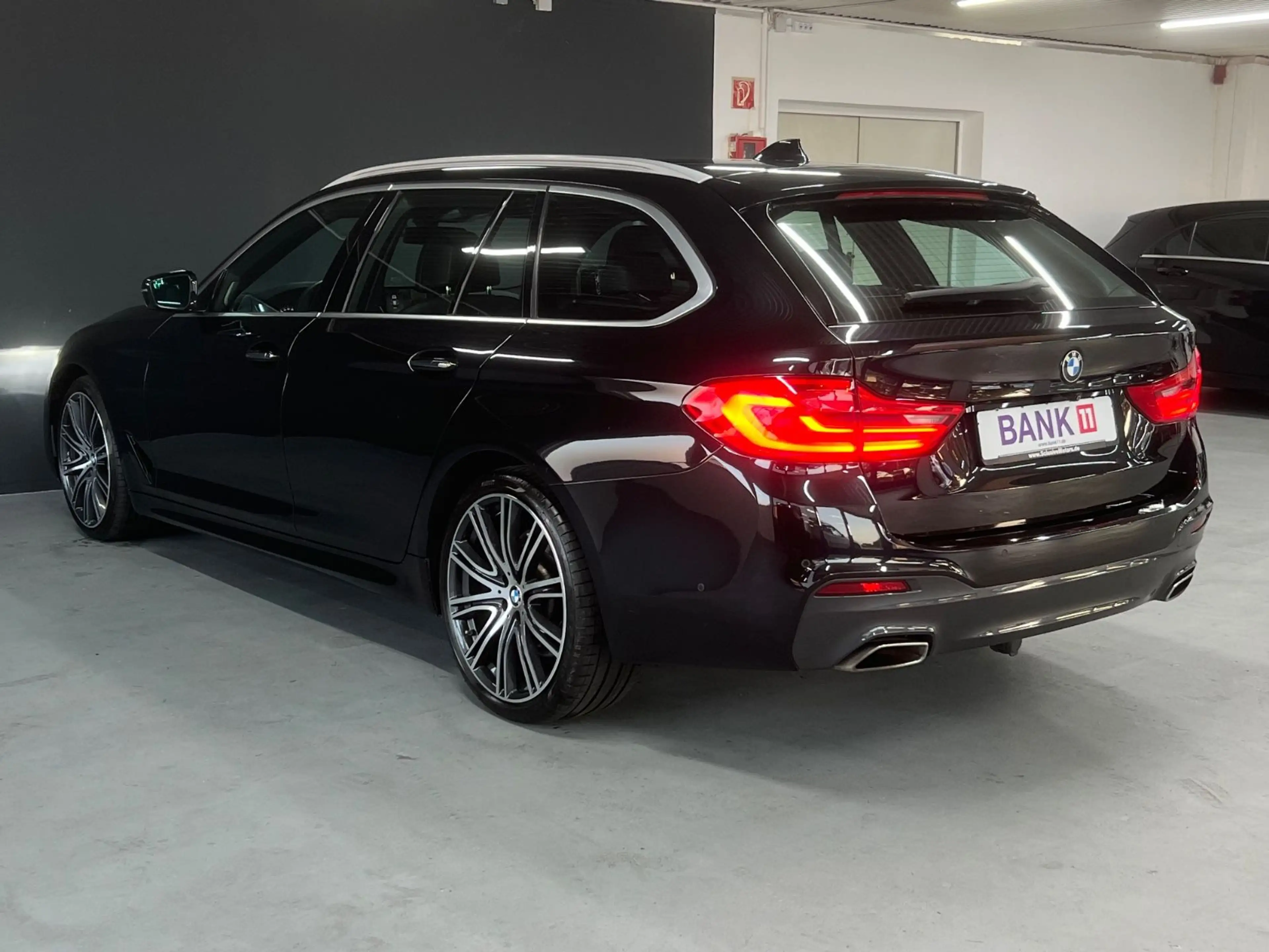 BMW 540 d xDrive M Paket Individual 360° Pano AHK — photo 7