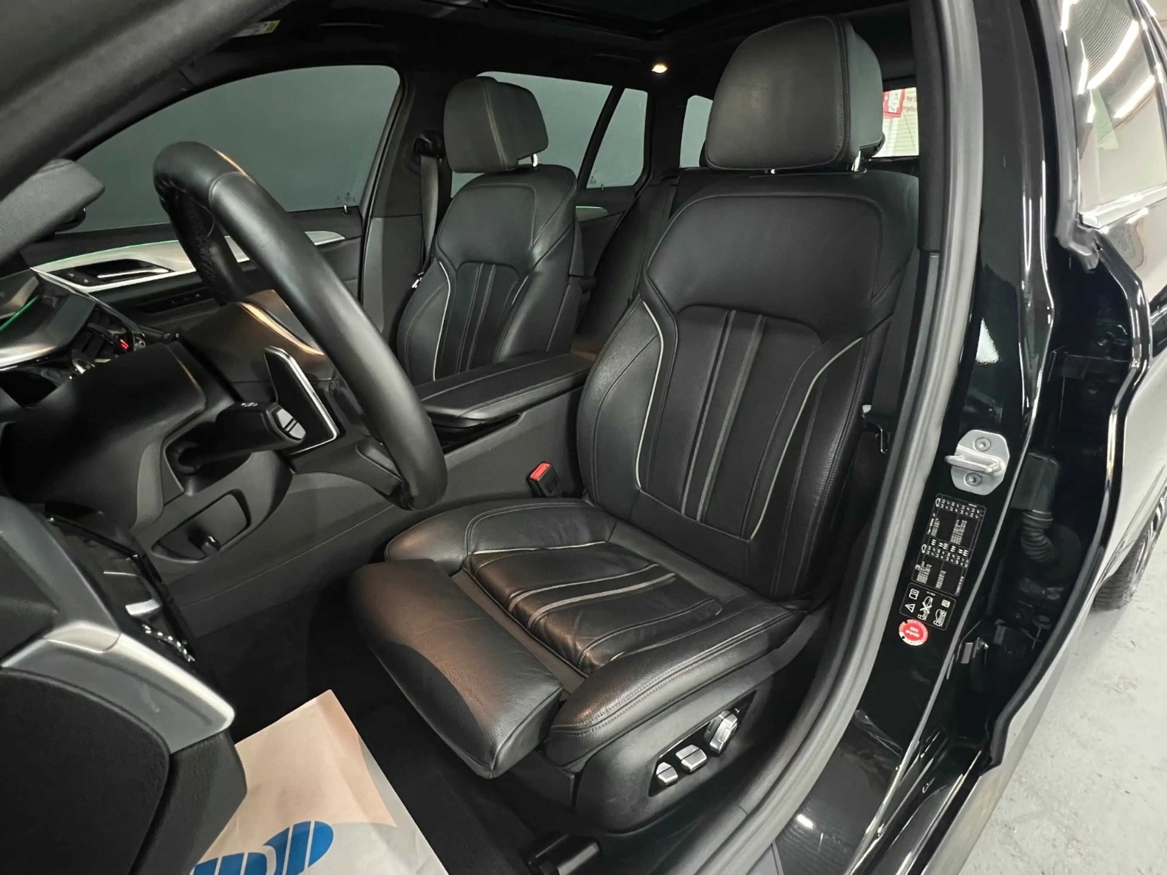BMW 540 d xDrive M Paket Individual 360° Pano AHK — photo 10