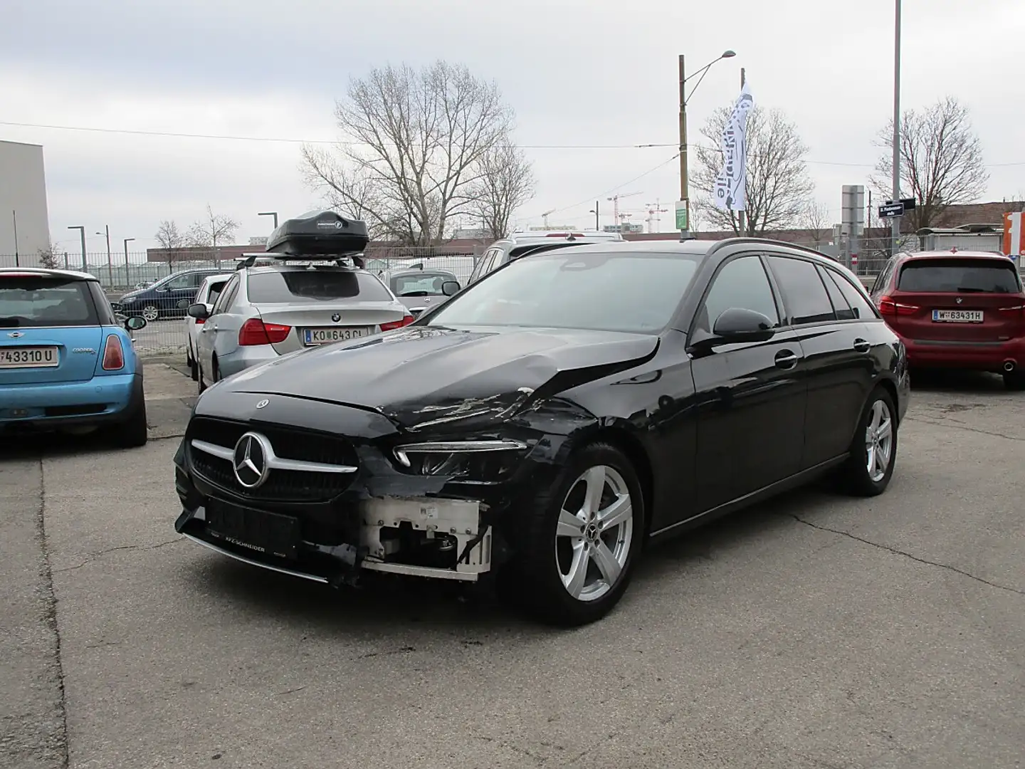 Mercedes-Benz C 220 d T Aut. neues Modell Schwarz - 2