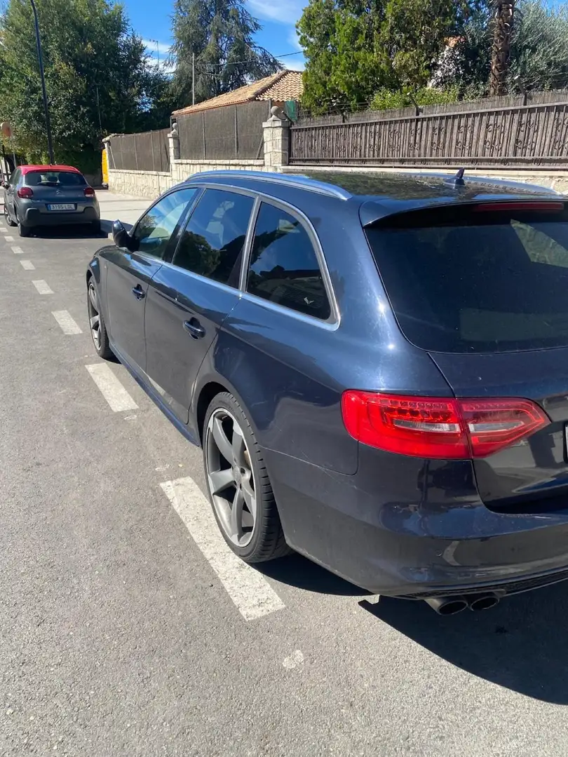 Audi A4 Avant 2.0TDI CD S line edition Mult. 190 Azul - 2