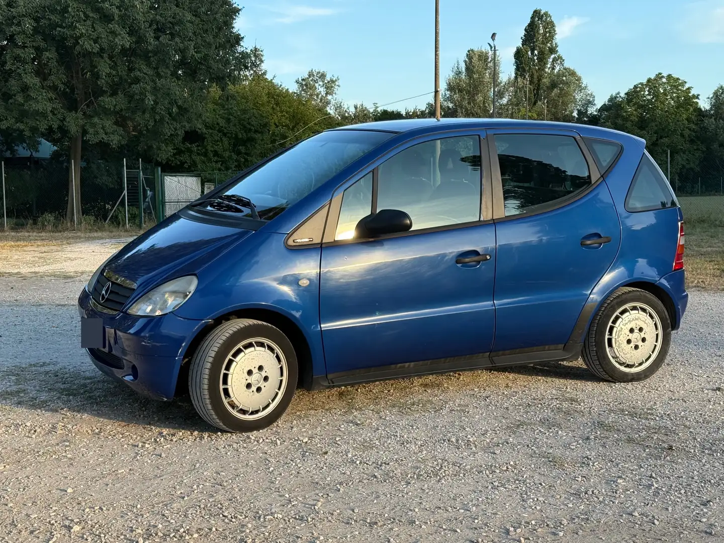 Mercedes-Benz A 170 A 170 cdi Elegance c/esp Niebieski - 1