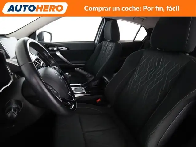 Mitsubishi Eclipse Cross view 11