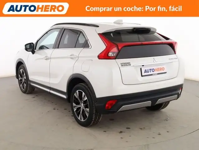 Mitsubishi Eclipse Cross view 4