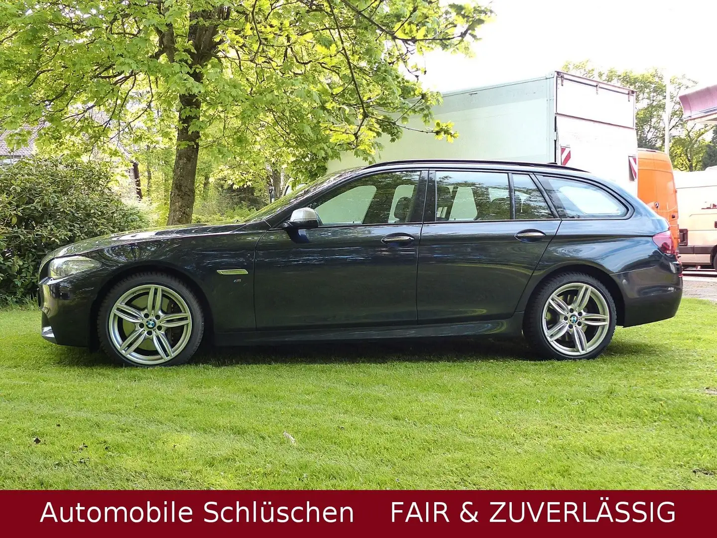BMW 550 M 550 d xDrive Vollausstattung Panoramadach AHK Schwarz - 1
