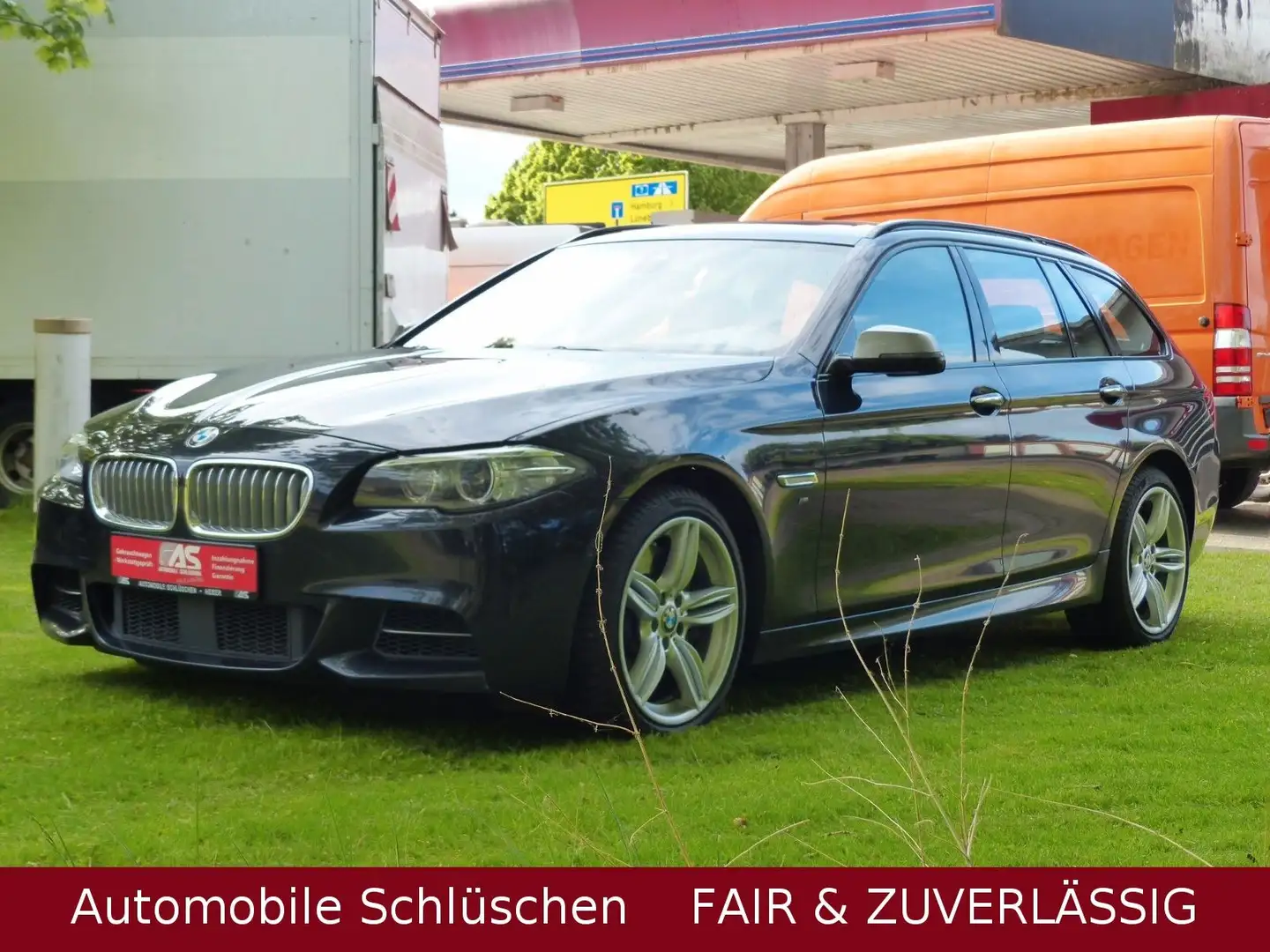 BMW 550 M 550 d xDrive Vollausstattung Panoramadach AHK Schwarz - 2