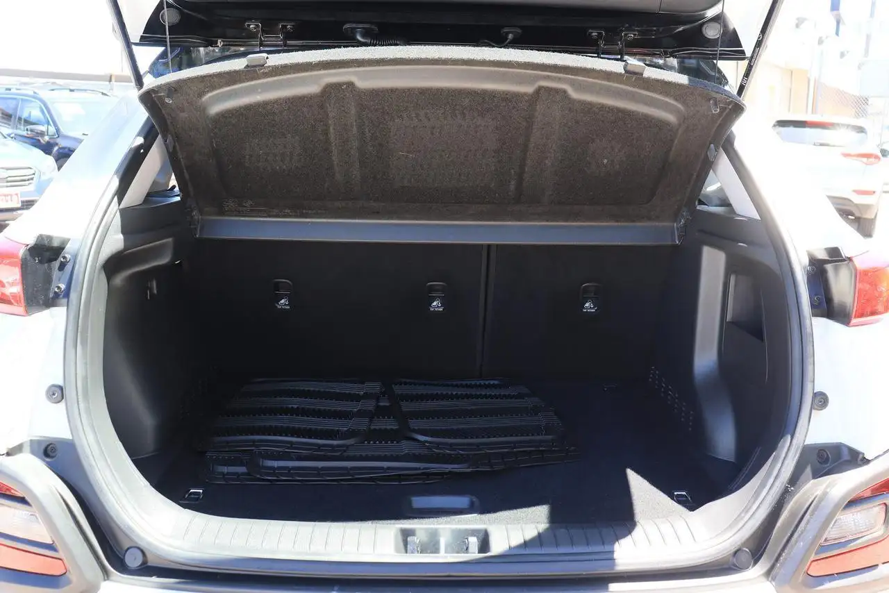 Hyundai KONA снимка Hyundai KONA