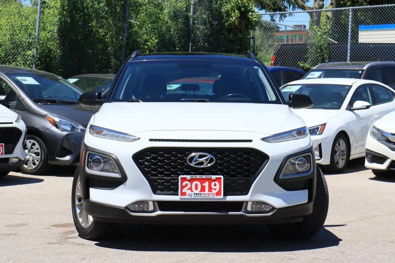 Hyundai KONA снимка Hyundai KONA
