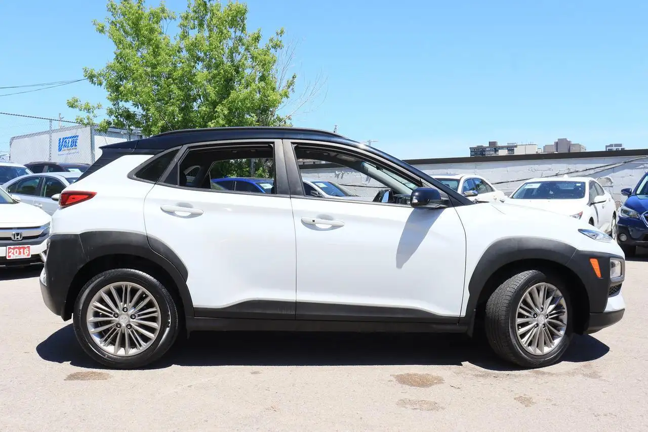 Hyundai KONA снимка Hyundai KONA