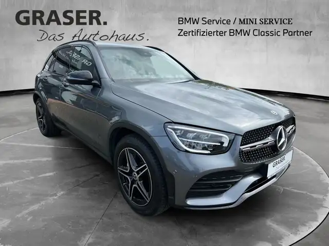 Mercedes-Benz GLC 200 view 8