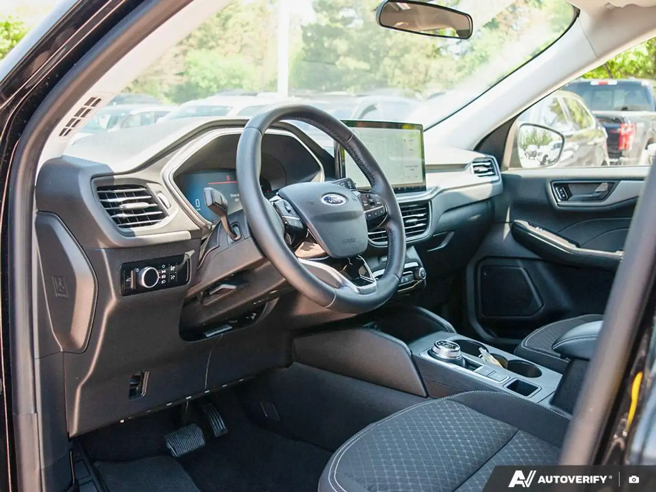 Ford Escape снимка Ford Escape