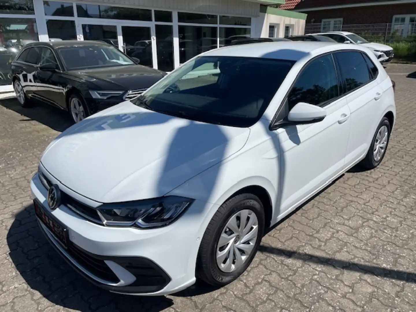 Volkswagen Polo Life 1.0 TSI-DSG,IQ-Drive,Park,Sitzheiz,LED White - 2